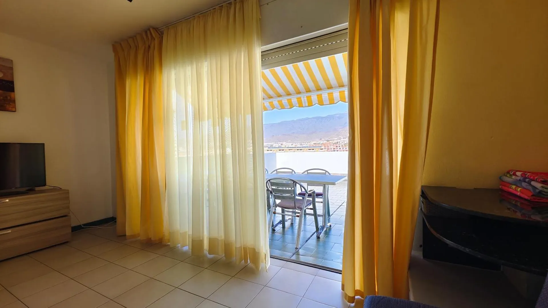 אדחה Apartamento Palmeras Del Sur דירה